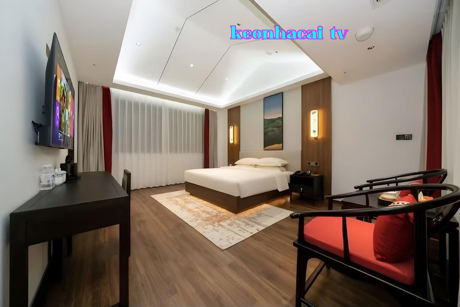 Phòng giường lớn làng cổ Đắc Mỹ